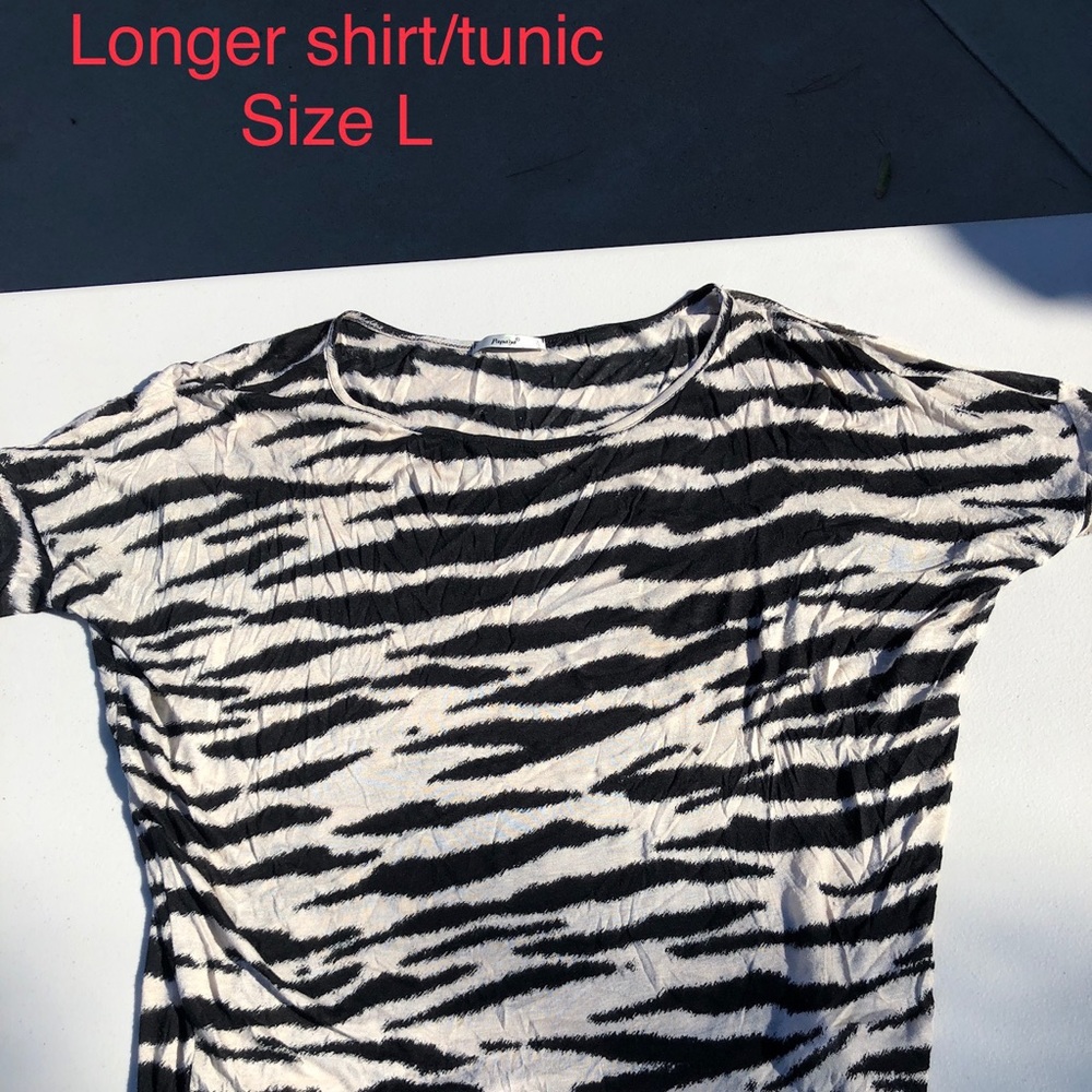 Patterned loose fitting shirt
